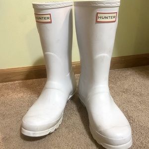 White Hunter Boots